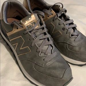 Rose gold gray new balance shoes